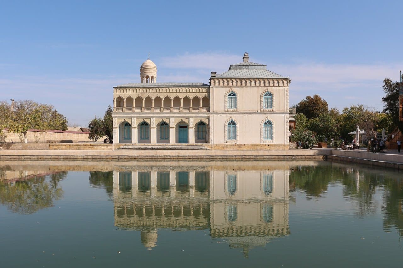 Autour de Boukhara : Sitoraï Mokhi Khossa, Bakhaouddin Naqshband et Chor-Bakr